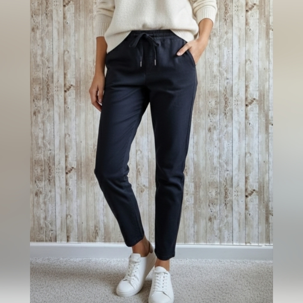 Women's jeans, size 4